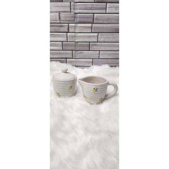Honey Bee Ceramic Cream and Sugar Set Home Essentials - Picture 1 of 11